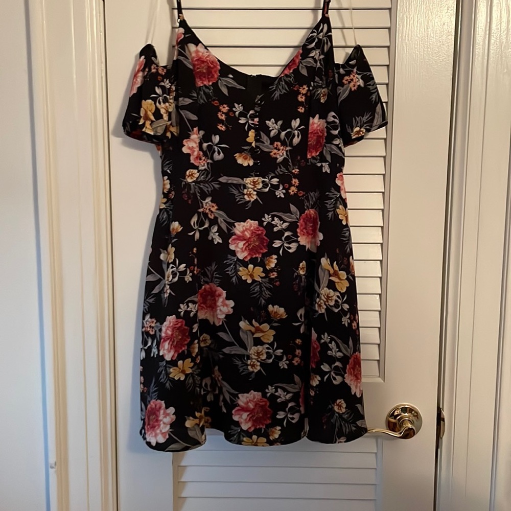 RNB floral dress brand new